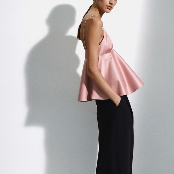 H&M Pink V-Neck Camisole Top - Picture 2 of 5